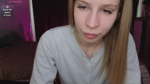 please read my bio there is information about private shows and about my personality online show from 04/13/26, 11:05