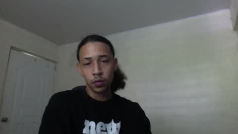 Snapshot of el_menor chatting on 03/12/26, 07:53 Instagram BelowAbajo online show from 03/12/26, 07:53