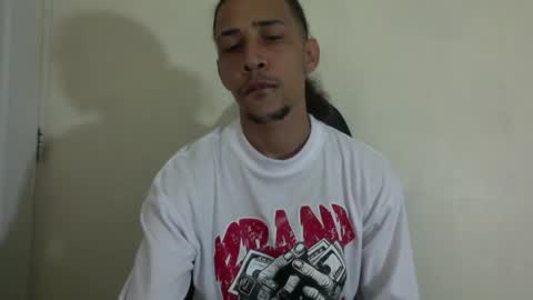 Snapshot of el_menor chatting on 04/09/26, 03:17 Instagram BelowAbajo online show from 04/09/26, 03:17