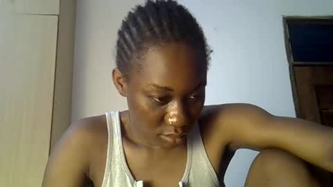 Snapshot of el_petite chatting on 12/09/24, 07:50 petite online show from 12/09/24, 07:50