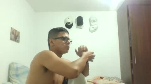 Snapshot of el_sevillista29 chatting on 06/07/26, 02:59 El Sevillista online show from 06/07/26, 02:59