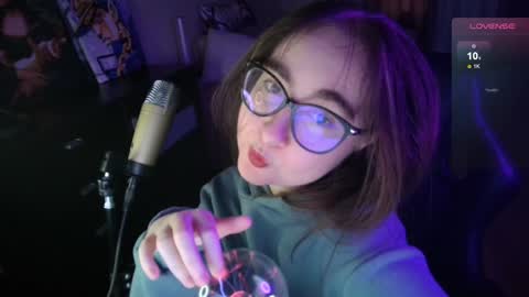 If you like it when I meow give me a thumbs up online show from 01/07/25, 02:08