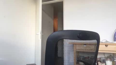 MrE online show from 12/22/25, 12:57