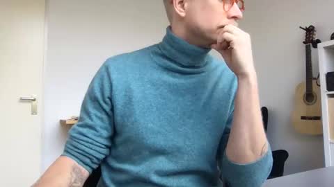 MrE online show from 02/02/26, 10:47