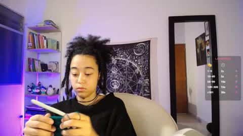 Ela  Help me reach 100 thumbs up online show from 03/12/26, 05:46