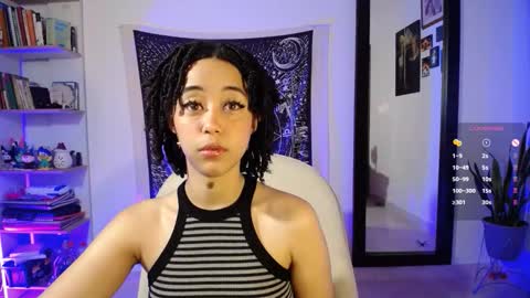 Ela  Help me reach 100 thumbs up online show from 03/21/26, 02:16