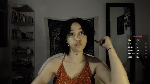 Ela  Help me reach 100 thumbs up online show from 03/27/26, 05:35