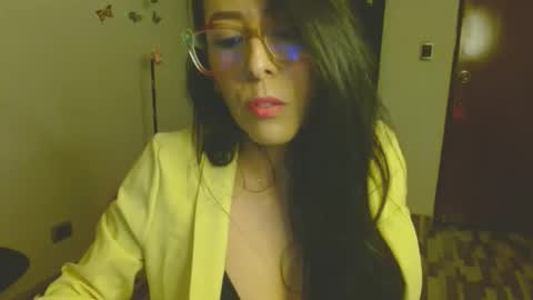 Snapshot of ela_3611 chatting on 12/02/25, 05:02 ela_3611 online show from 12/02/25, 05:02