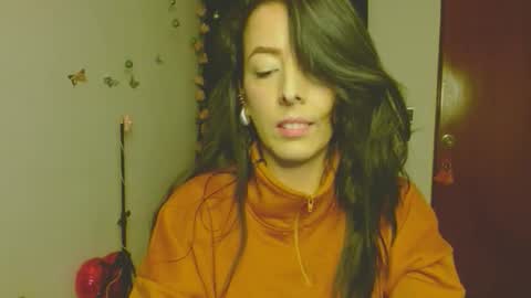 Snapshot of ela_3611 chatting on 12/16/25, 04:39 ela_3611 online show from 12/16/25, 04:39