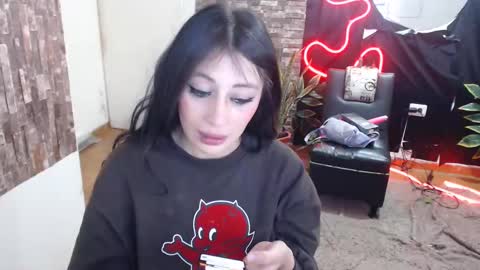 Snapshot of ela_foxyy chatting on 01/22/25, 04:12 ELA online show from 01/22/25, 04:12