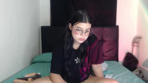 Snapshot of ela_lovely chatting on 06/06/26, 05:45 Ela online show from 06/06/26, 05:45