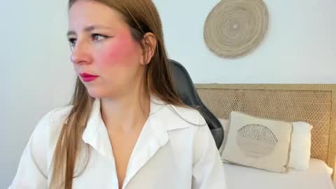 E L A I A online show from 03/24/26, 12:10