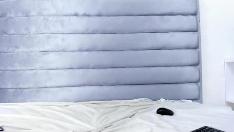 Snapshot of elaisaprincess chatting on 02/27/25, 08:53 elaisaprincess online show from 02/27/25, 08:53