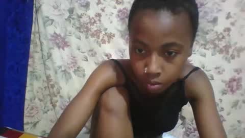 elalia1234 online show from 11/17/25, 08:09