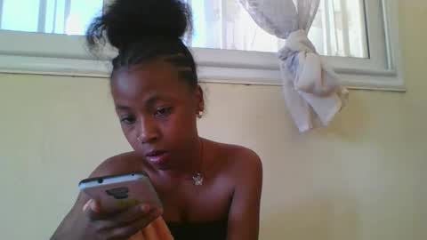 elalia1234 online show from 12/05/25, 06:00