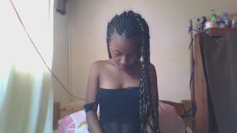 elalia1234 online show from 12/15/25, 08:29