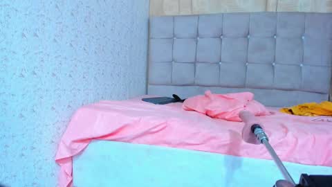 Ela  online show from 12/09/24, 08:33