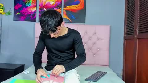 Elan Giralon online show from 01/13/26, 11:21