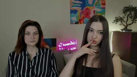 Elani online show from 05/26/26, 10:55