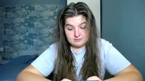 Elanis online show from 11/16/25, 12:11