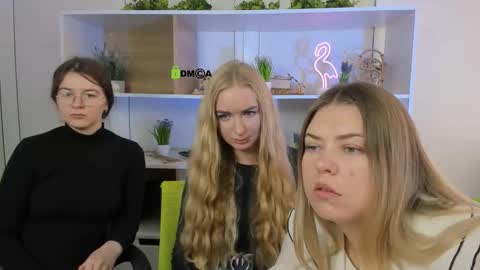 Elara online show from 10/07/25, 08:44