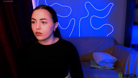 Elara online show from 03/22/26, 11:13