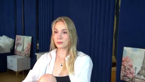 elaravoltage online show from 08/02/26, 05:06