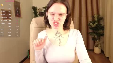 elastikiss online show from 12/18/25, 02:28