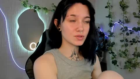 elastikiss online show from 05/18/26, 05:35