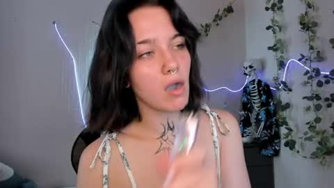 elastikiss online show from 06/27/26, 07:24