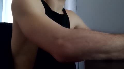 joeeee4 online show from 05/17/26, 03:52