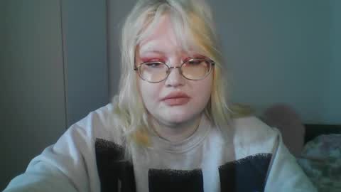 elayne_sweet online show from 04/12/26, 08:08
