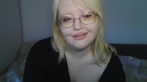 elayne_sweet online show from 05/08/26, 06:08
