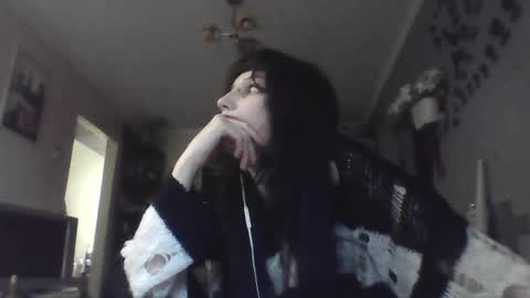 Lia online show from 05/05/26, 05:10