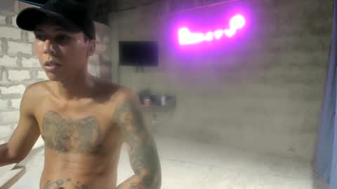 Snapshot of elchicletv chatting on 12/29/24, 09:50 El CHICLE TV - SHOW online show from 12/29/24, 09:50