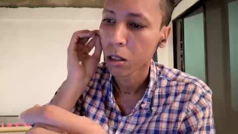 Snapshot of elchicletv chatting on 09/22/25, 02:46 El CHICLE TV - SHOW online show from 09/22/25, 02:46