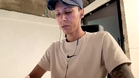 Snapshot of elchicletv chatting on 10/07/25, 10:01 El CHICLE TV - SHOW online show from 10/07/25, 10:01