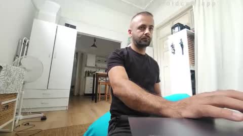 Snapshot of elcondorxo509107 chatting on 10/09/25, 03:04 daniel18cmx online show from 10/09/25, 03:04