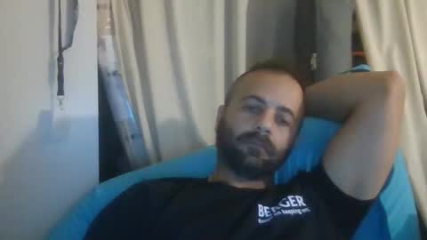 Snapshot of elcondorxo509107 chatting on 10/17/25, 11:13 daniel18cmx online show from 10/17/25, 11:13