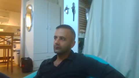 Snapshot of elcondorxo509107 chatting on 11/02/25, 07:55 daniel18cmx online show from 11/02/25, 07:55