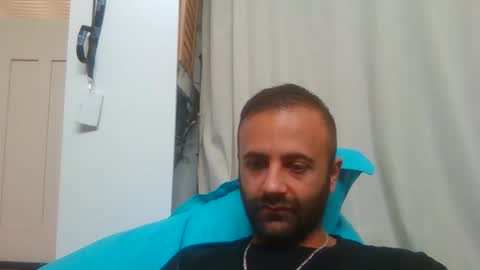 Snapshot of elcondorxo509107 chatting on 11/13/25, 02:32 daniel18cmx online show from 11/13/25, 02:32