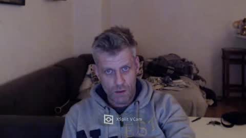 Snapshot of elculiador2207 chatting on 12/03/24, 06:06 Timm online show from 12/03/24, 06:06