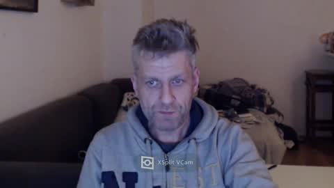 Snapshot of elculiador2207 chatting on 12/03/24, 11:35 Timm online show from 12/03/24, 11:35