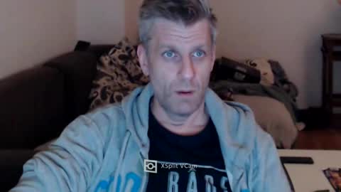 Snapshot of elculiador2207 chatting on 01/01/25, 08:26 Timm online show from 01/01/25, 08:26