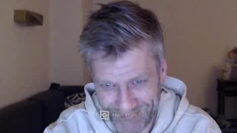 Snapshot of elculiador2207 chatting on 01/08/25, 10:58 Timm online show from 01/08/25, 10:58