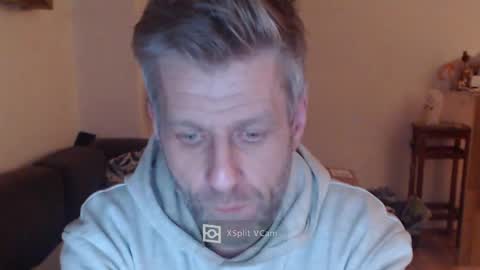 Snapshot of elculiador2207 chatting on 01/09/25, 11:02 Timm online show from 01/09/25, 11:02