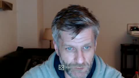 Snapshot of elculiador2207 chatting on 01/28/25, 04:52 Timm online show from 01/28/25, 04:52