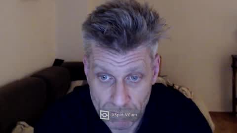 Snapshot of elculiador2207 chatting on 02/14/25, 07:33 Timm online show from 02/14/25, 07:33