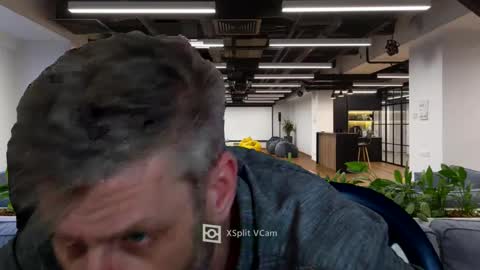 Snapshot of elculiador2207 chatting on 03/09/25, 08:18 Timm online show from 03/09/25, 08:18