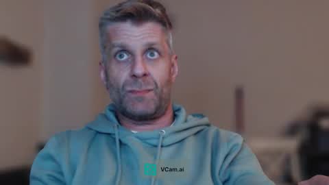 Snapshot of elculiador2207 chatting on 09/26/25, 07:18 Timm online show from 09/26/25, 07:18